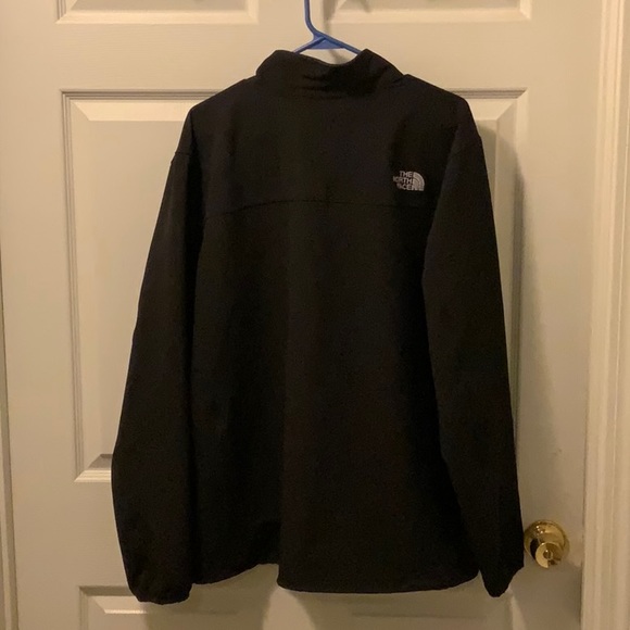 North face jacket - Picture 3 of 3